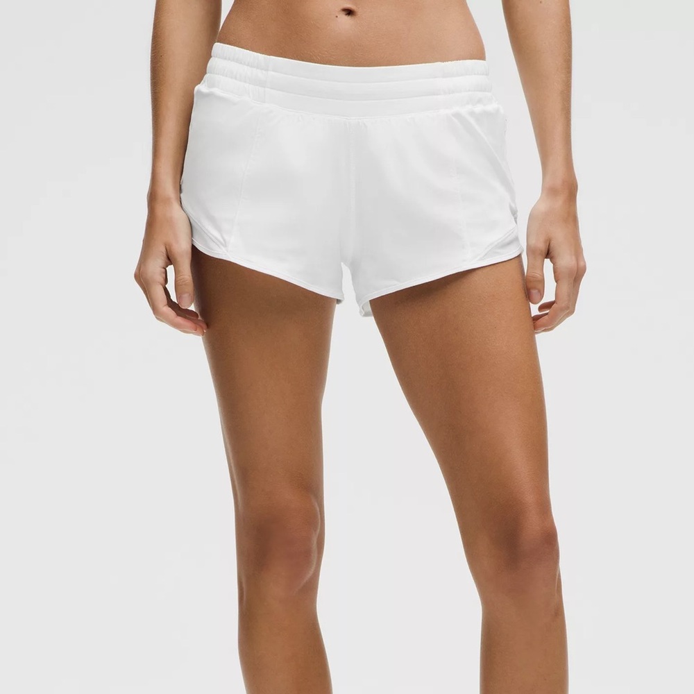 Lululemon Hotty Hot Short - White